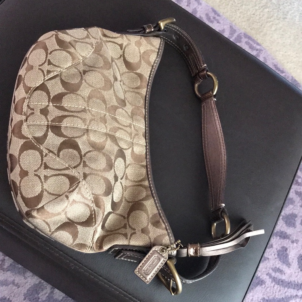 Shoulder Coach purse
